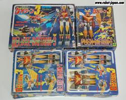 Clover Daitarn 3 Comparison – Push vs. Deluxe