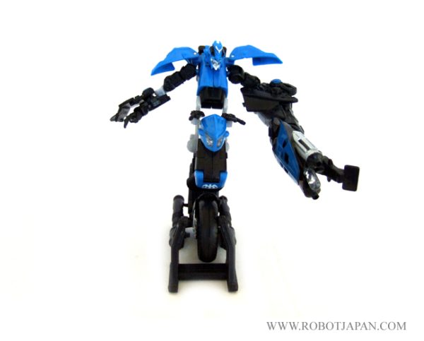 Chromia MV2 ROTF Deluxe Class