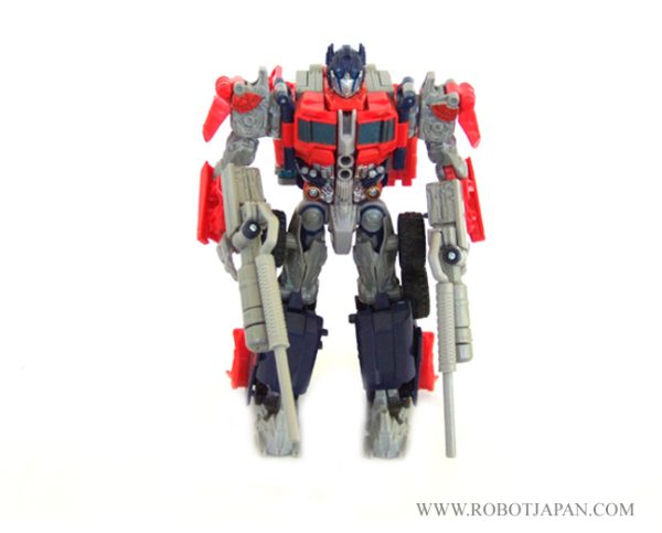 Optimus Prime MV1 Voyager Class