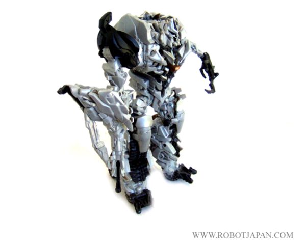 Megatron MV2 ROTF Leader Class - Image 2