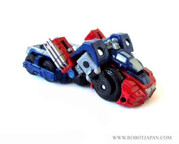 Optimus Prime Titanium - Image 3