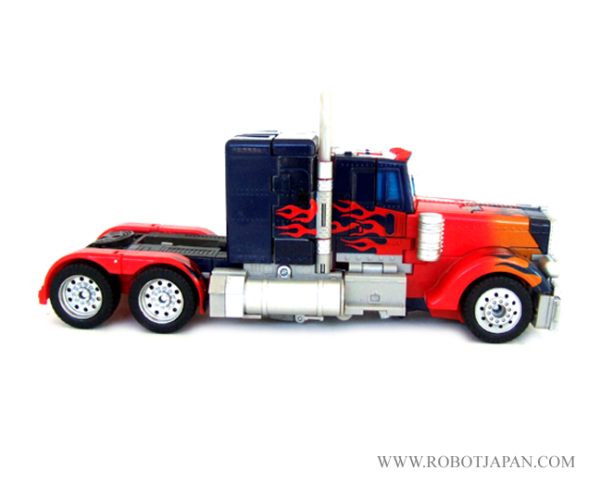 Optimus Prime MV1 Leader Class - Image 3