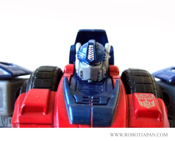 Optimus Prime Titanium - Image 4