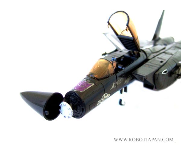 MP-06 Skywarp Masterpiece - Image 5