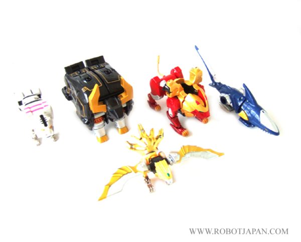 Power Rangers Wild Force Deluxe Megazord - Image 7
