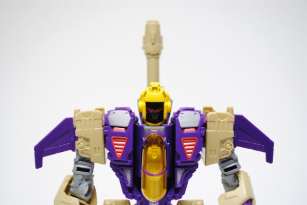 Blitzwing FOC Voyager Class - Image 12