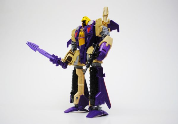 Blitzwing FOC Voyager Class - Image 15