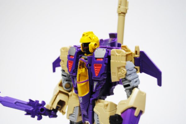 Blitzwing FOC Voyager Class - Image 17