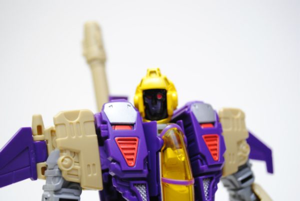 Blitzwing FOC Voyager Class - Image 19