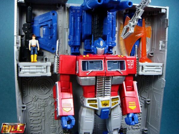 MP-10 Optimus Prime Masterpiece - Hasbro TRU Exclusive Review by Gold - Image 21