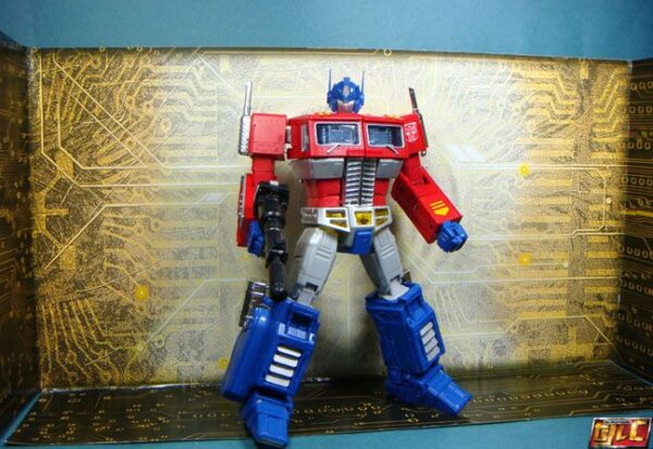 MP-10 Optimus Prime Masterpiece - Hasbro TRU Exclusive Review by Gold - Image 22