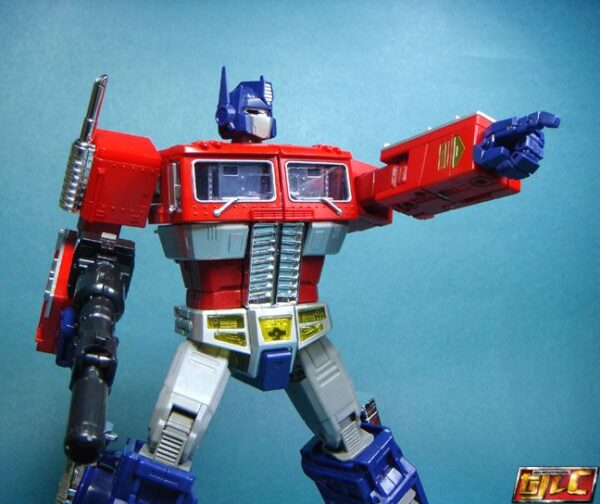 MP-10 Optimus Prime Masterpiece version 2 review by Gold - Image 8