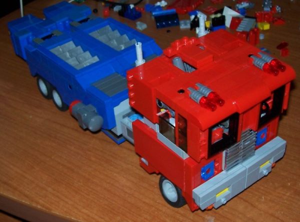 Optimus Prime Custom Made of Lego - Image 4
